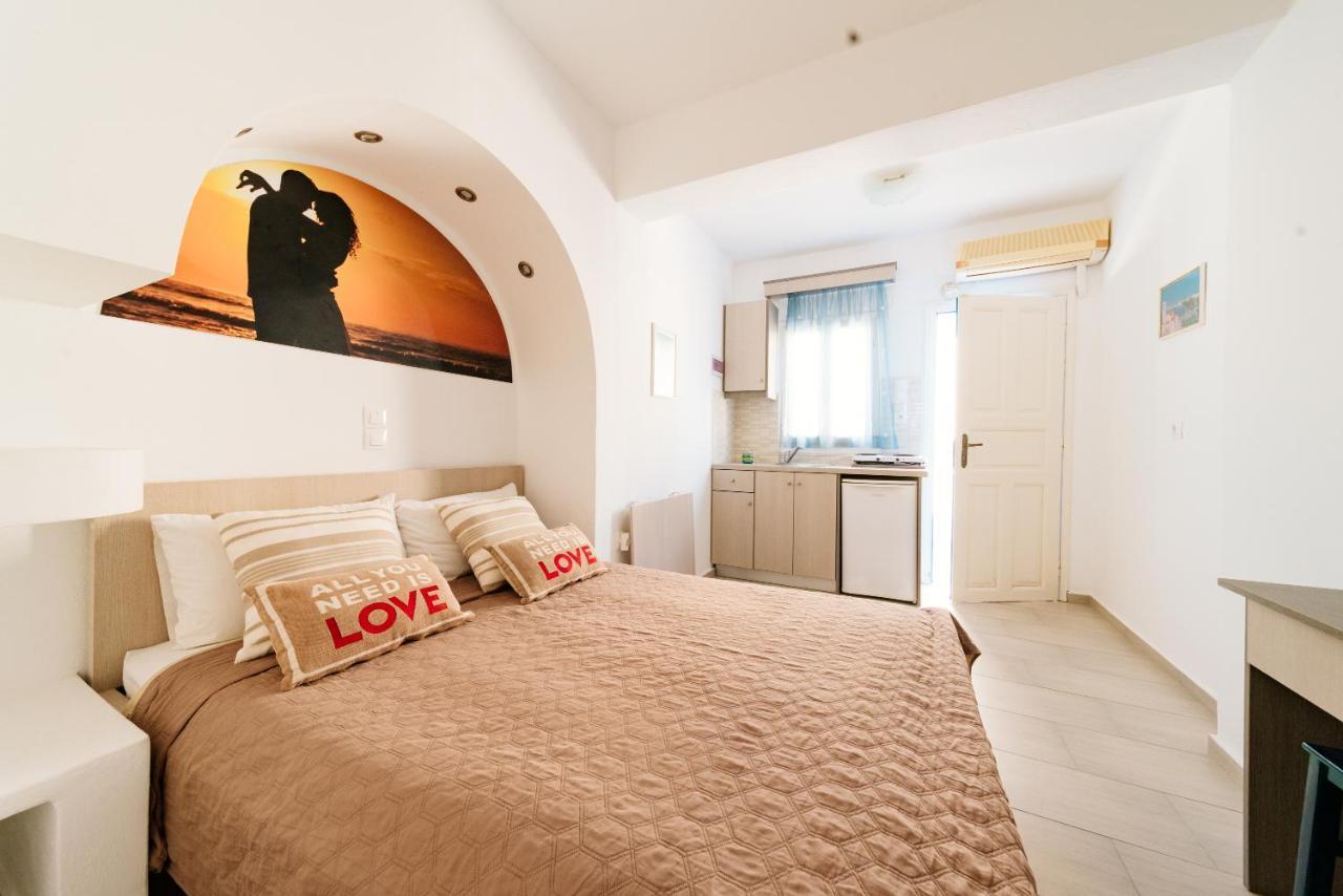 Honeymoon Beach Studios Perivolos  Exterior foto